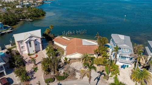 236 S Harbor Dr, HOLMES BEACH, FL, 34217-1918 | Card Image