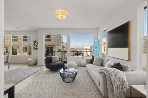 827 Fassler Ave, Pacifica, CA, 94044-3664 | Card Image