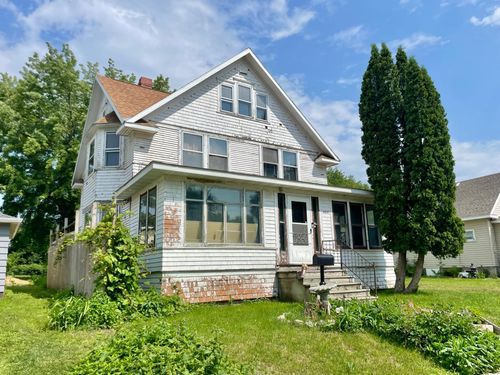 407 S Minnesota St, Redwood Falls, MN, 56283-1534 | Card Image