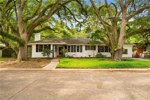 506 Hillcrest Dr, Alexandria, LA, 71301-5335 | Card Image