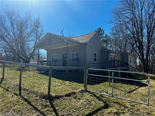 16972 State Route 45, Wellsville, OH, 43968-8709 | Card Image