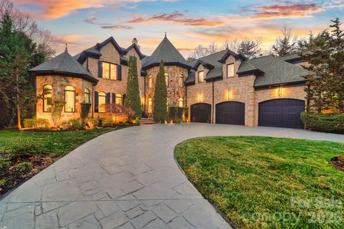 18805 Windy Point Dr, Cornelius, NC, 28031-7643 | Card Image