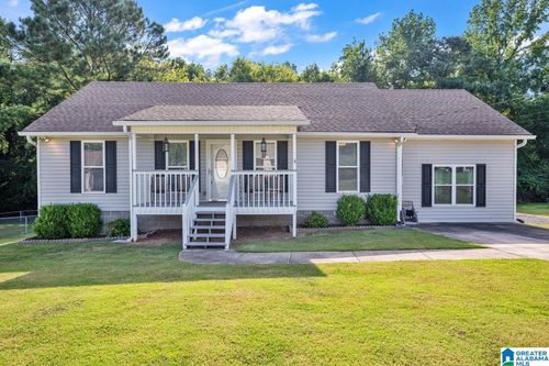 192 Hidden Meadows Dr, HAYDEN, AL, 35079-9402 | Card Image