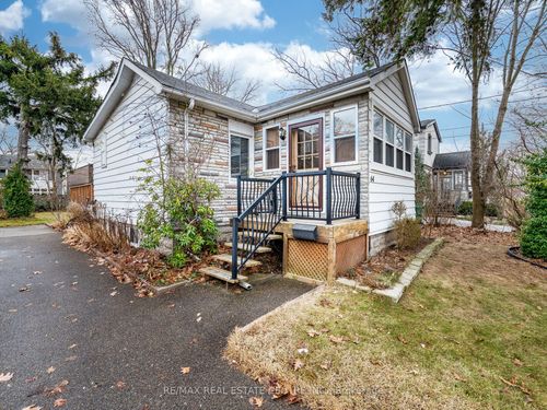 64 Eaglewood Blvd, Mississauga, ON, L5G1V4 | Card Image