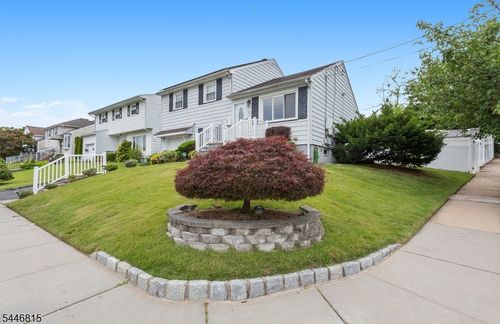 77 Bernice Rd, Belleville, NJ, 07109-1507 | Card Image
