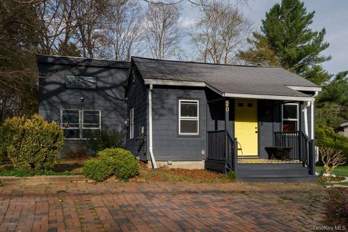 20 S Center St, Millerton, NY, 12546-5131 | Card Image