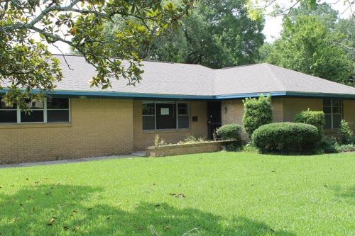 4246 Griffing Dr, Port Arthur, TX, 77642-2530 | Card Image