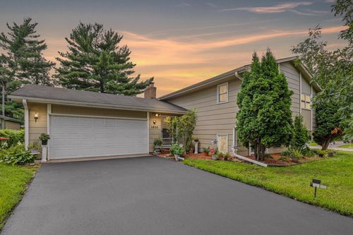 1800 86th Ln Ne, Blaine, MN, 55449-4201 | Card Image