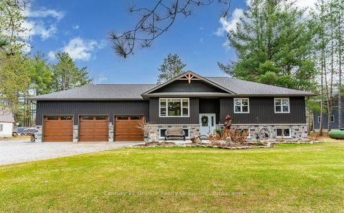 460 Bobcaygeon Rd, Minden, ON, K0M2K0 | Card Image