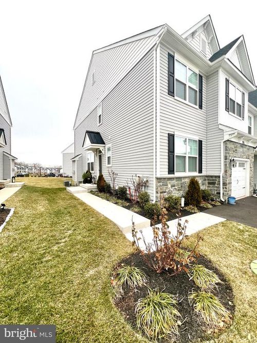 106 Charles Ln, HARLEYSVILLE, PA, 19438-1791 | Card Image