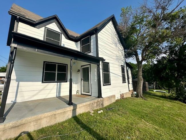 300 E Shoemaker St, House other with 4 bedrooms, 3 bathrooms and null parking in Decatur TX | Image 4