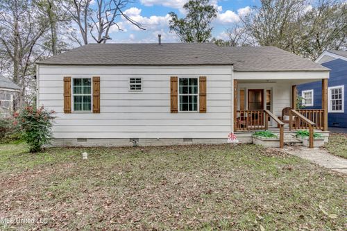 417 Dunbar St, Jackson, MS, 39216-3108 | Card Image