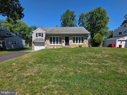 156 Crockett Rd, WARMINSTER, PA, 18974-5421 | Card Image
