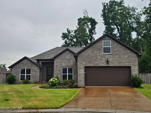 107 Doe Valley Cv, Jackson, TN, 38305-1993 | Card Image