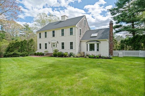 25 Hounds Ditch Ln, Duxbury, MA, 02332-4445 | Card Image