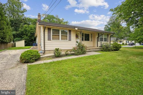 623 Bethel Ave, Moorestown, NJ, 08057-1857 | Card Image