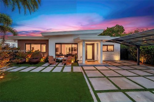 na-8030 Noremac Ave, Miami Beach, FL, 33141-1754 | Card Image
