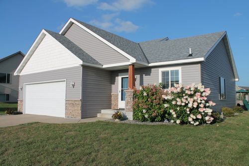 1508 6th Ave S, Sartell, MN, 56377-2161 | Card Image