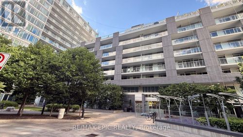 906e-555 Wilson Avenue, Toronto (Clanton Park), ON, M3H0C5 | Card Image