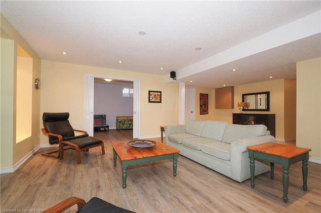 15 Treeview Dr, House other with 6 bedrooms, 4 bathrooms and 4 parking in Saint Jacobs ON | Image 37