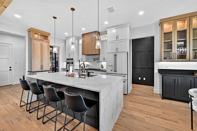 2028 Fox Bend Trce, House other with 4 bedrooms, 4 bathrooms and null parking in Gunter TX | Image 11