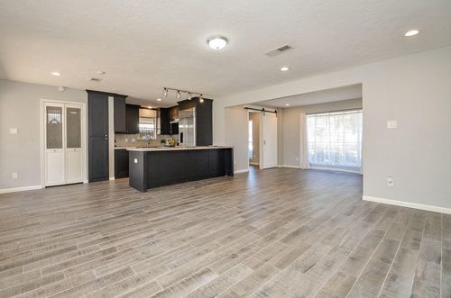 9215 Sharpcrest St, Houston, TX, 77036-6047 | Card Image