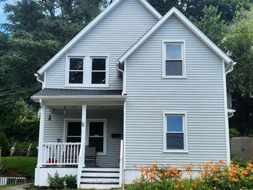 40 Oak St, Norwich, CT, 06360-5122 | Card Image