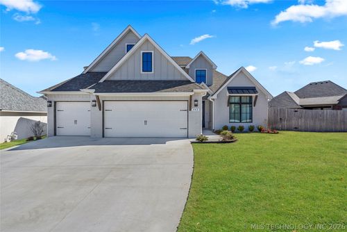 442 E 127th Pl S, Jenks, OK, 74037-4439 | Card Image