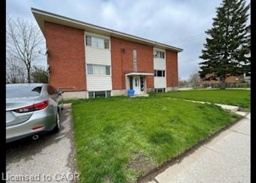 1b-142 Fourth Avenue, Kitchener, ON, N2C1P1 | Card Image