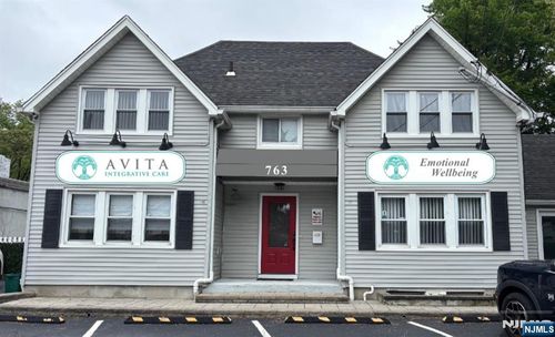 763 River Rd, Teaneck, NJ, 07666-1619 | Card Image