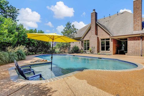 3930 Potter Woods Cv S, Lakeland, TN, 38002-4929 | Card Image