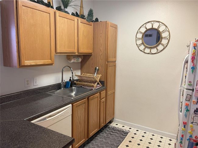 APT-1724 - 4802 51 St St W, Condo with 2 bedrooms, 2 bathrooms and null parking in BRADENTON FL | Image 7