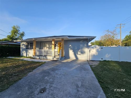 6903 N River Bluff Ave, Tampa, FL, 33617 | Card Image