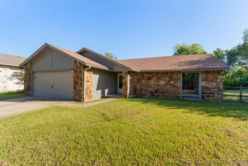12007 88th Pl, Owasso, OK, 74055-2004 | Card Image