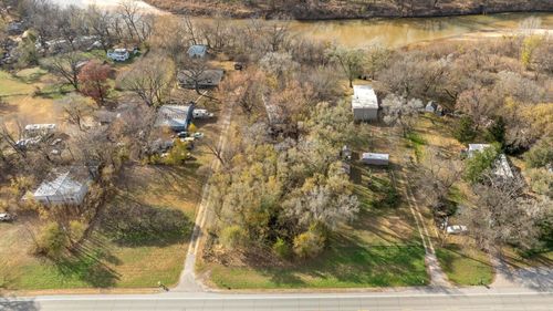 943 N Broadway Rd, Belle Plaine, KS, 67013-8200 | Card Image