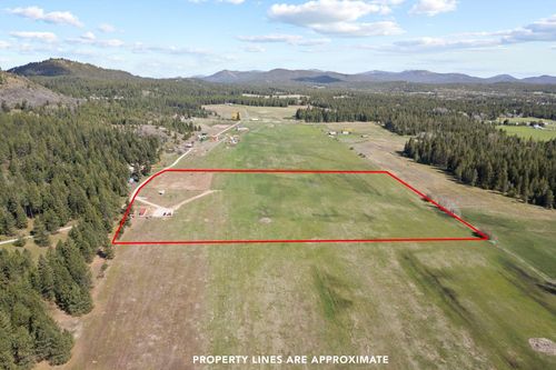 4617 Bellstar Rd, Clayton, WA, 99110-9725 | Card Image