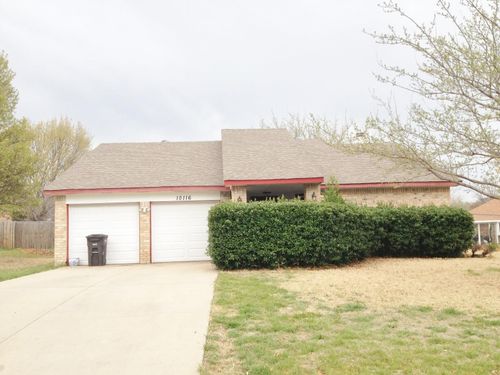 10116 Bugle Dr, Fort Worth, TX, 76108-3707 | Card Image