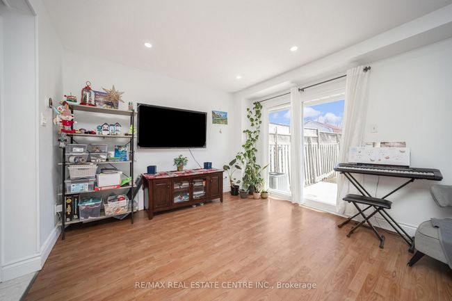 24 Jackman Dr, House other with 5 bedrooms, 2 bathrooms and 5 parking in Brampton ON | Image 35