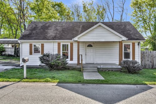 2404 Burbank Ave, Nashville, TN, 37210-4952 | Card Image