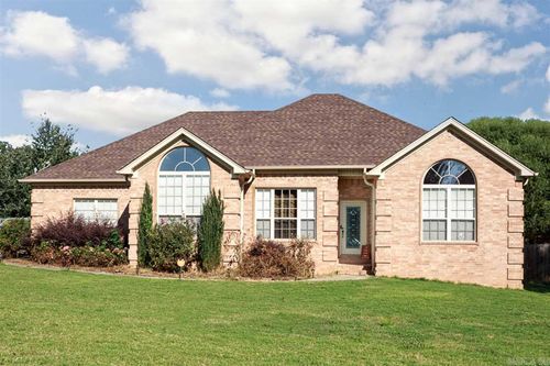 31 W Oak Dr, Cabot, AR, 72023-7816 | Card Image