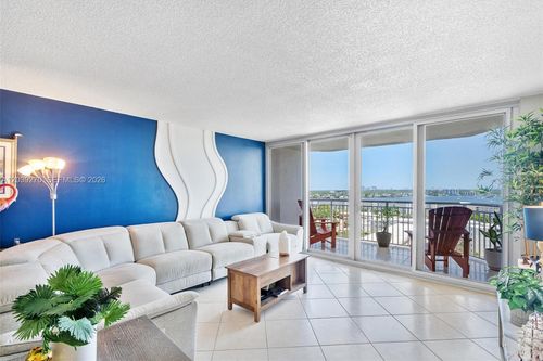 1401-18031 Biscayne Blvd, Aventura, FL, 33160-2520 | Card Image