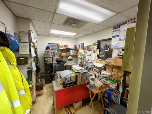 316 Route 304, Nanuet, NY, 10954-2145 | Card Image