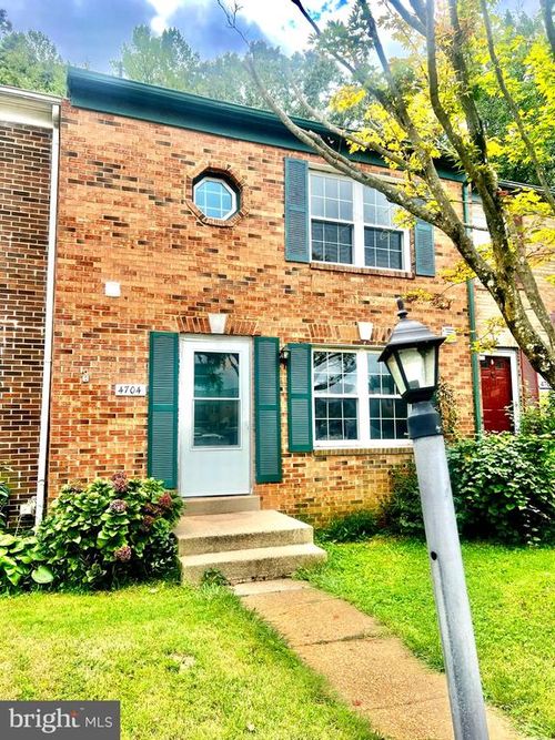 4704 S Park Ct, WOODBRIDGE, VA, 22193-3073 | Card Image