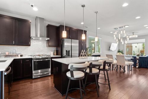 39-7924 Yellow Thistle Trl, Austin, TX, 78735-2101 | Card Image