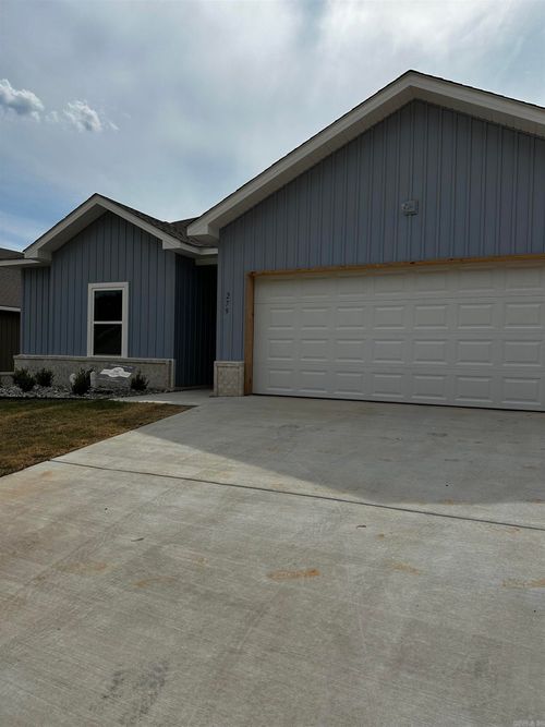 279 Everest Street, Shannon Hills, AR, 72002 | Card Image
