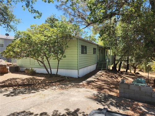 422 Lodgeview Dr, Oroville, CA, 95966-3954 | Card Image