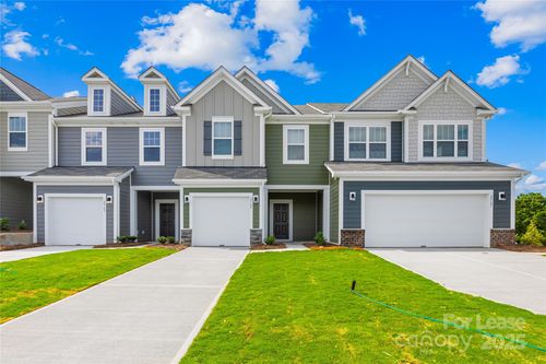 3160 Lilac Grove Dr, Charlotte, NC, 28269-0651 | Card Image