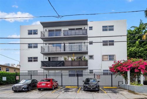 apt-105-444 Sw 4th St, Miami, FL, 33130-1436 | Card Image