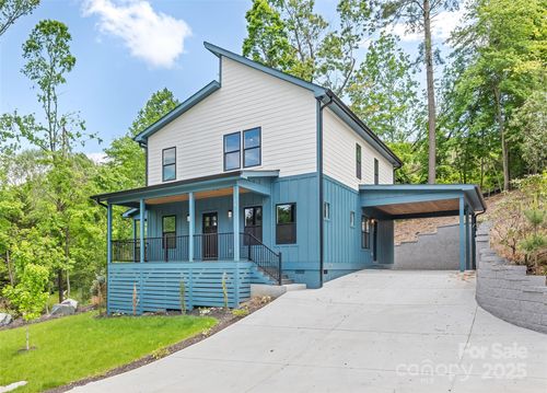 18 Winter Hawk Dr, Arden, NC, 28704-8307 | Card Image