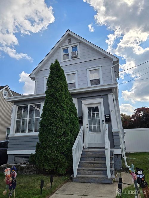 42 Riva Ave, Milltown, NJ, 08850-1432 | Card Image